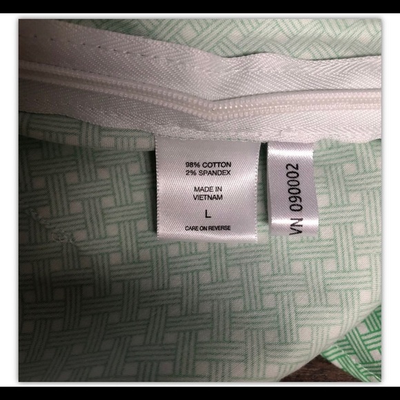 New York And Company Women Size M Top Sleeveless V Neck Cross Body Blouse Green - Picture 13 of 13